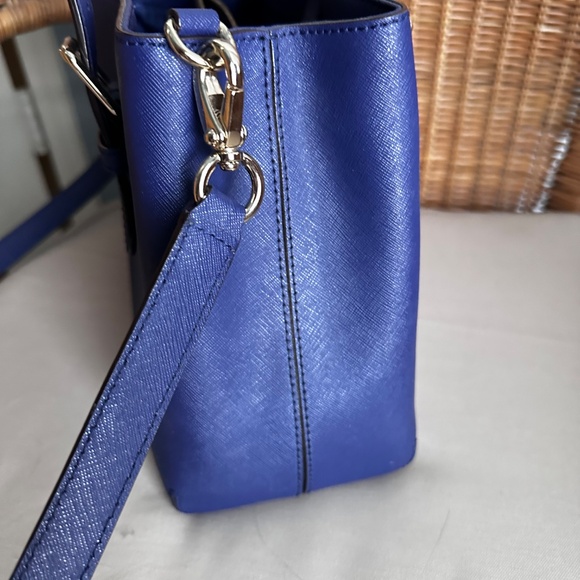 Beautiful Navy Blue Kate Spade Satchel - Picture 4 of 5